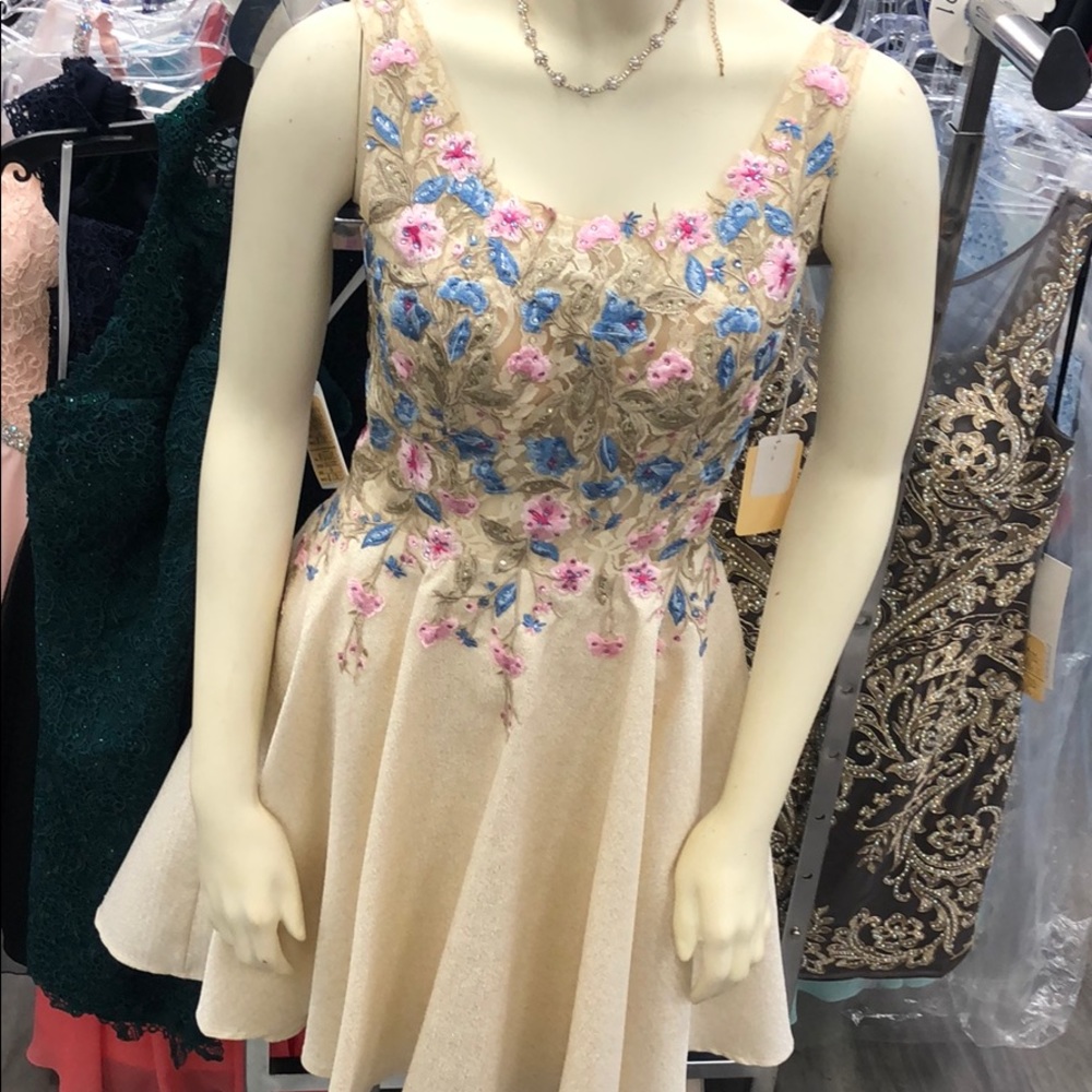 Champagne floral short dress